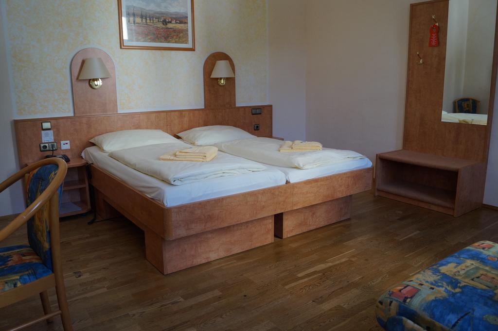 Schlosshotel Am Hainich Behringen  Cameră foto